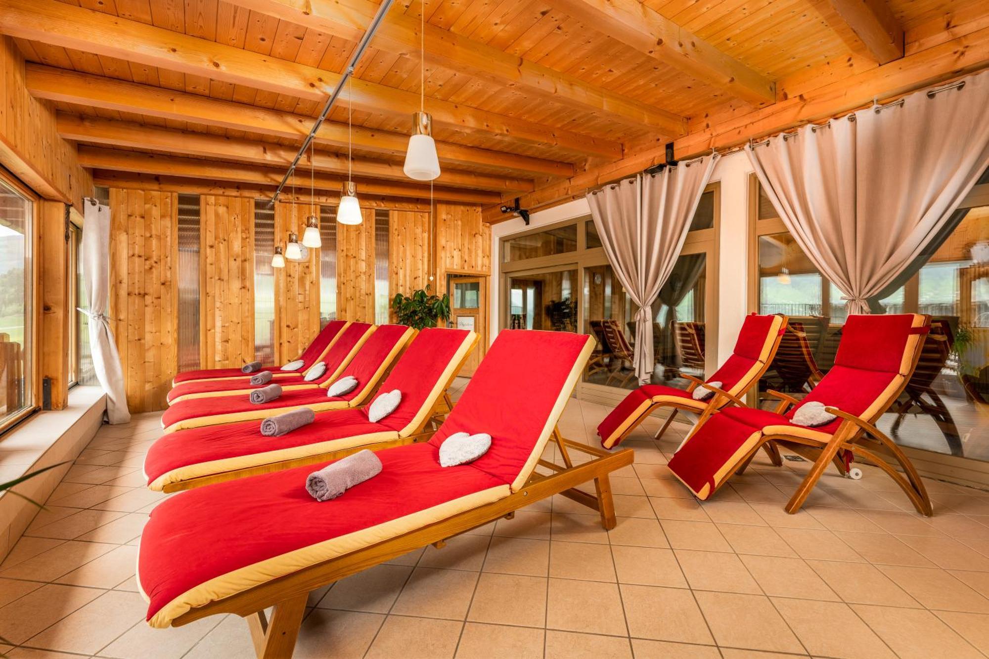 Alpen Wohlfuehlhotel Doerflwirt Hainzenberg Eksteriør bilde