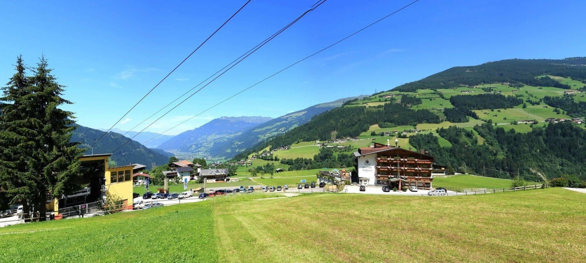 Alpen Wohlfuehlhotel Doerflwirt Hainzenberg Eksteriør bilde